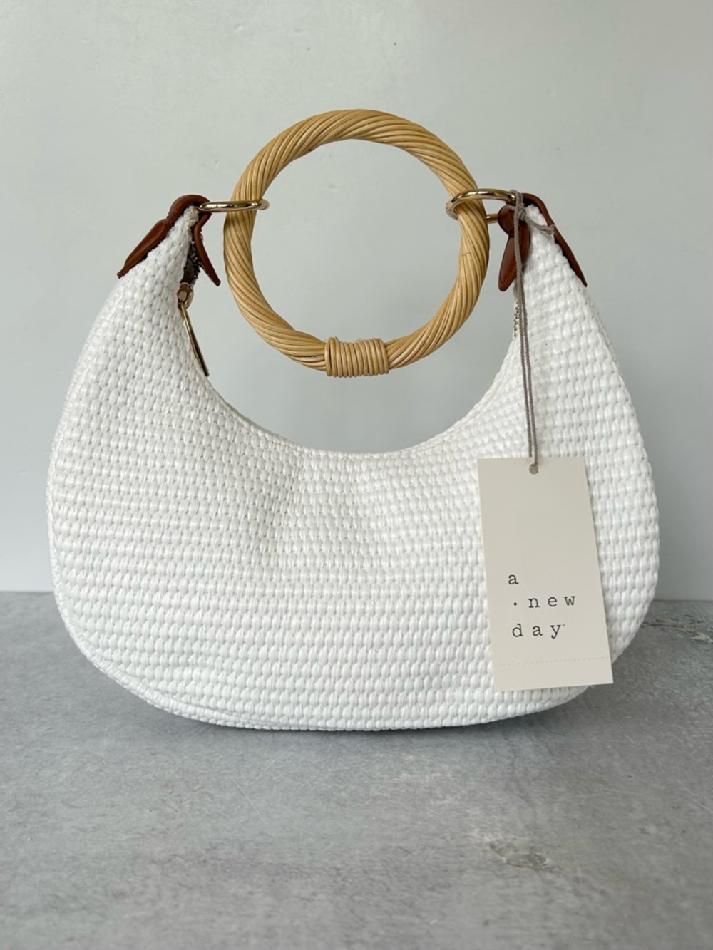 A . New Day Boho Bracelet Handbag in White NWT - Picture 3 of 11